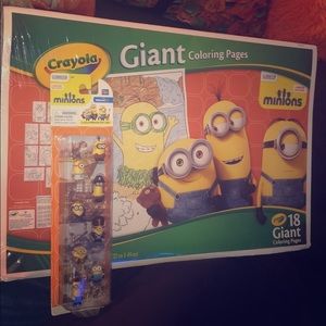 Giant ‘Minions’ coloring book & toy set
